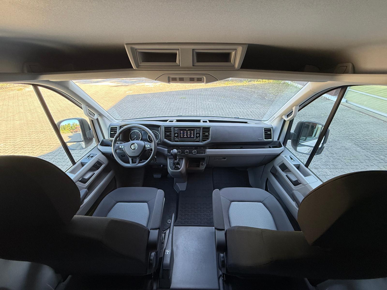 Volkswagen Crafter 35  L4 Superhochdach  2 Drehsitze Autom.