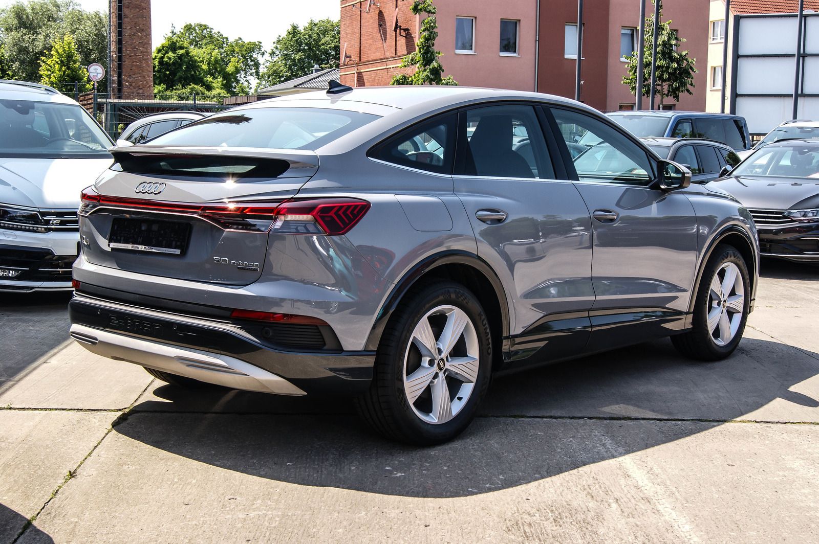 Fahrzeugabbildung Audi Q4 50 e-tron quattro Sportback HEAD-UP KAMERA 19