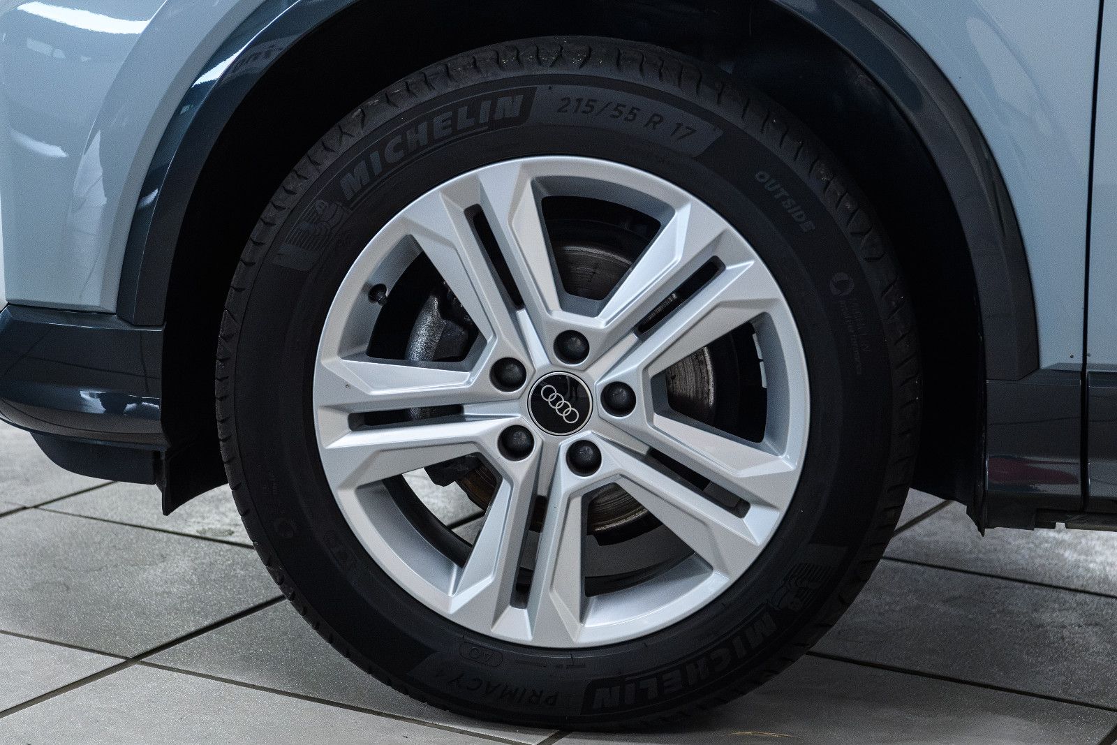 Fahrzeugabbildung Audi Q2 35 TFSI +Kamera +Sitzheizung +DAB