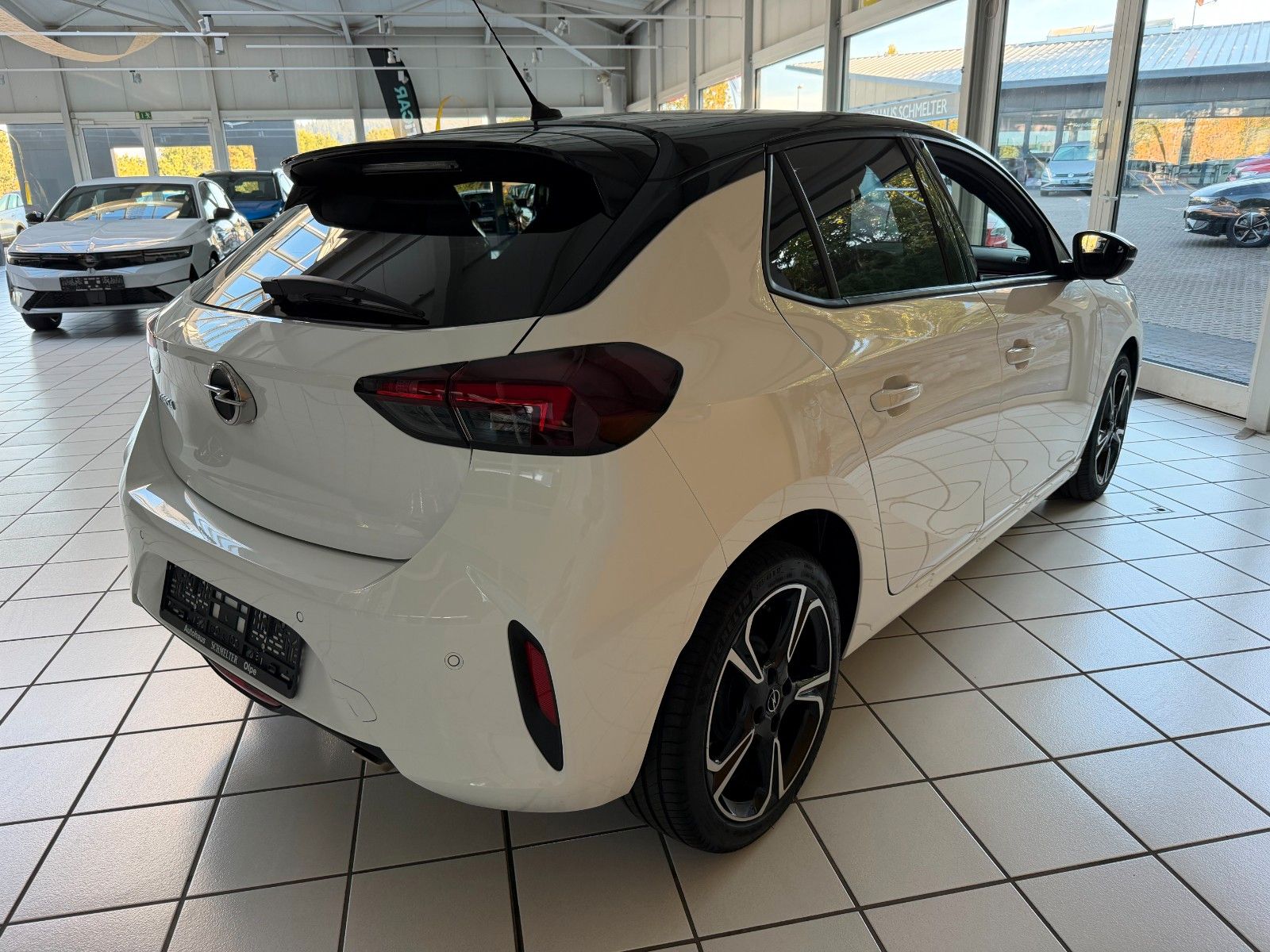 Opel Corsa F GS Navi über Handy+LED+Kamera imagem 2