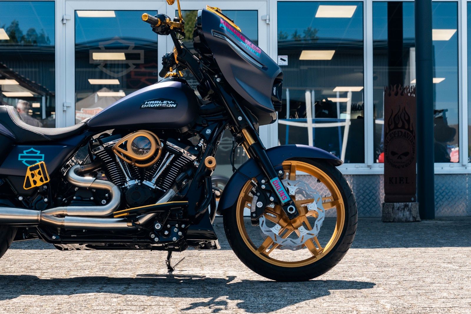Fahrzeugabbildung Harley-Davidson Street Glide FLHX 117 x HeinzBikes MIAMI CALLING