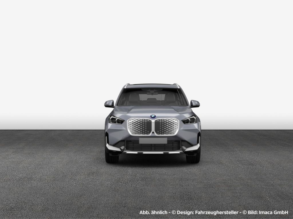 BMW iX1 - Bild 4