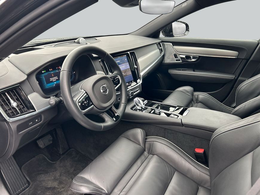 Volvo V90 T8 Plug-in Hybrid AWD Ultra Dark foto 10