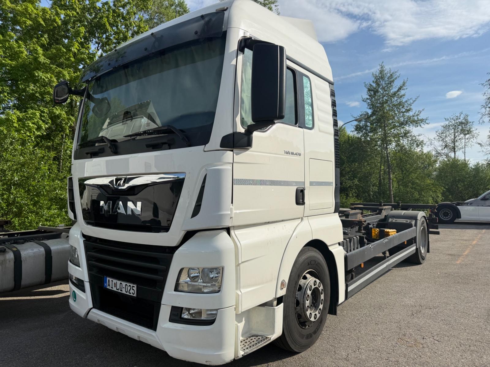 MAN TGX
