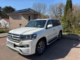 Toyota Land Cruiser 200 V8 Diesel Executive  - Toyota Land Cruiser V8-Executive