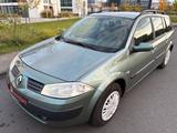 Renault Megane II 1.6 16V,AHK,Klima,El.-Fenster,Tüv Neu - Renault Megane aus 2004: Kombi