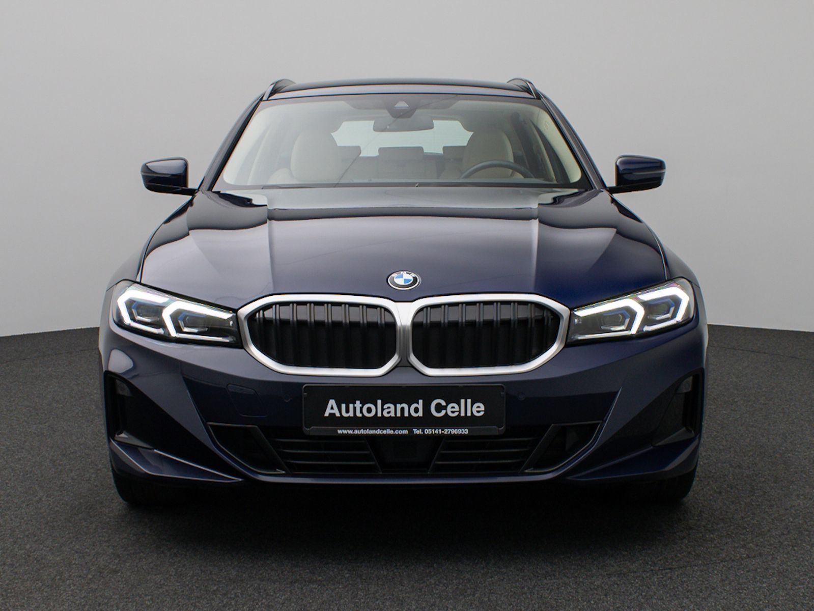 Fahrzeugabbildung BMW 330i xD Kamera DAB HiFi Leder Sportsitz Komfort