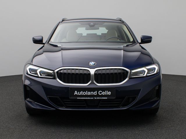 BMW 330, 2023 — 2
