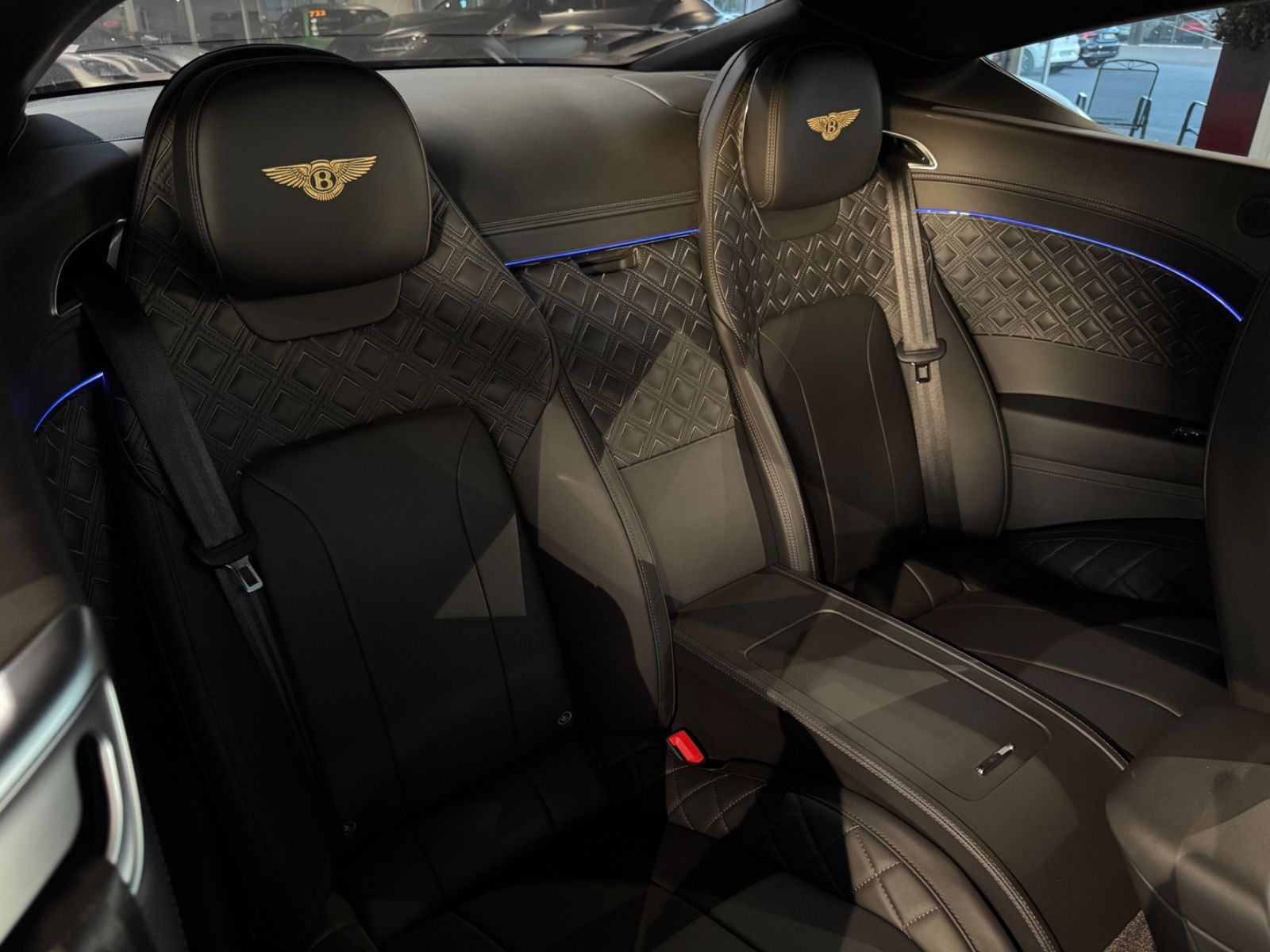 Bentley Continental GT  V8  Mulliner foto 20