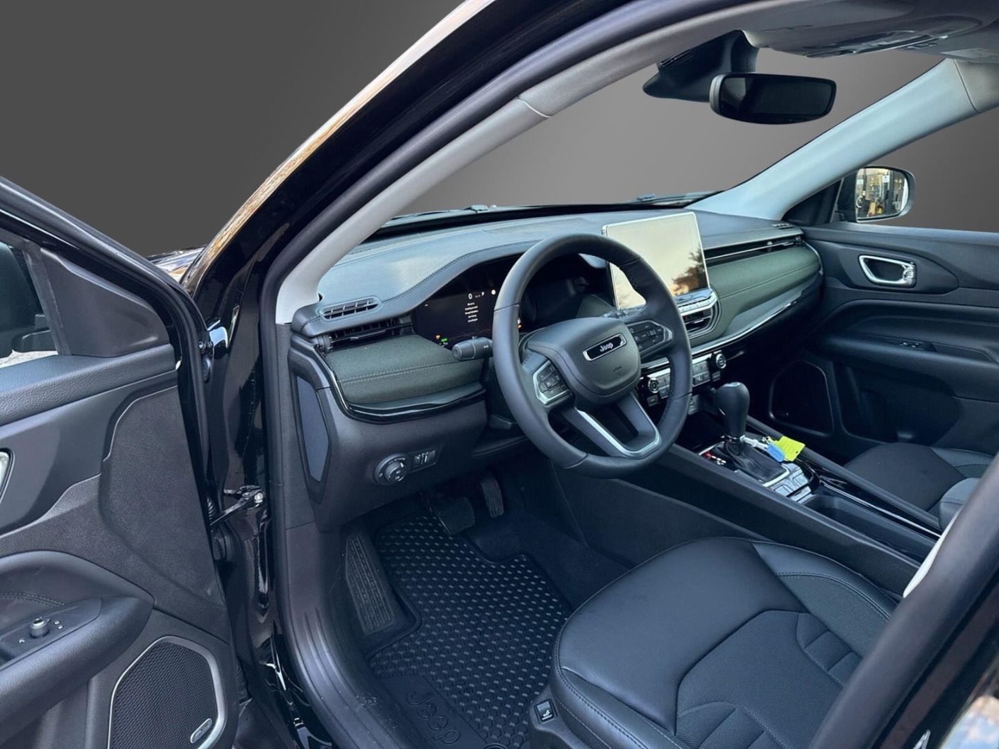 Fahrzeugabbildung Jeep Compass North Star-Panoramadach-Mild-Hybrid