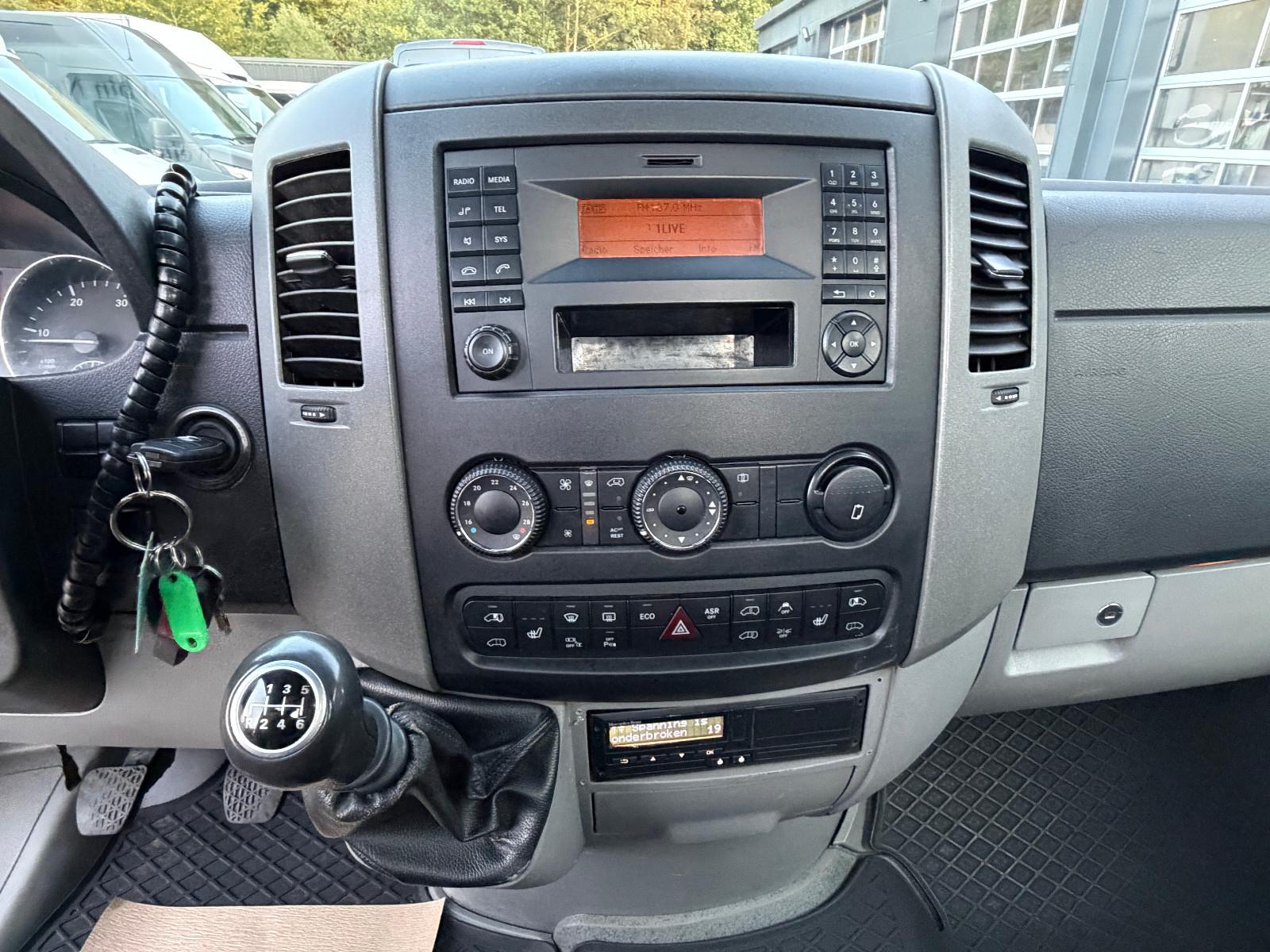Mercedes-Benz Sprinter 514 CDI 5t Dreiseiten Kipper Zwilling