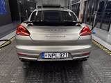 Porsche Panamera Turbo S  - Porsche Panamera: Turbo
