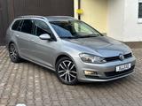 Volkswagen Golf 1.6 TDI 4MOTION*R-Line*Kamera*AHK*SHZ*Temp*