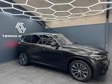 BMW X5 Baureihe X5 xDrive 30 d M Sport - BMW X5: Kombi