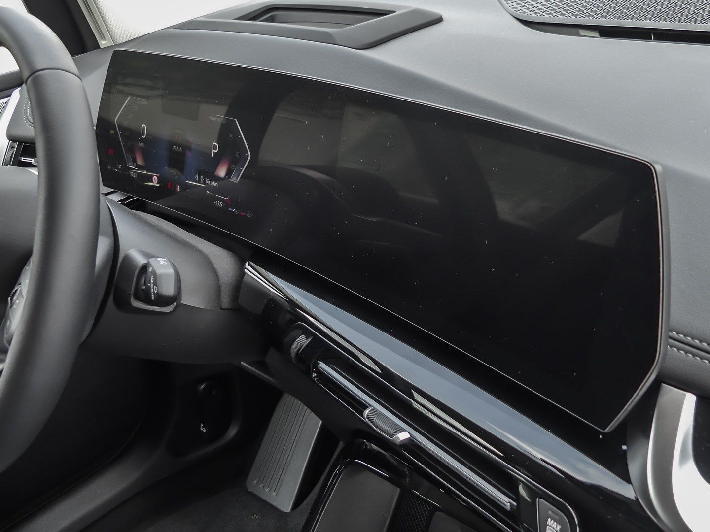 BMW 223 Active Tourer - Bild 8