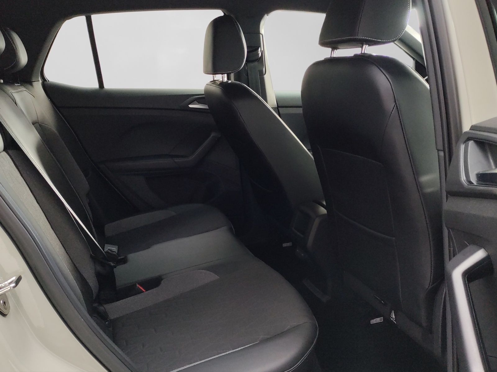 Volkswagen T-Cross - Bild 6