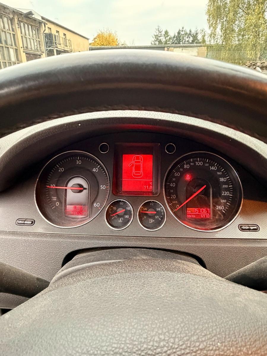 Volkswagen Passat 2006 — photo 9