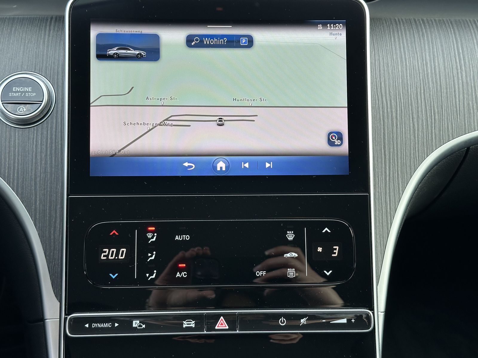 Fahrzeugabbildung Mercedes-Benz C 200d AMG-Line NAV+LED+KAM+HUD+VCOCK+CARPLAY+PP