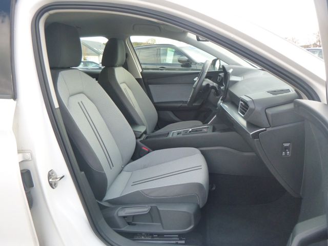 Fahrzeugabbildung Seat Leon Sportstourer 2,0 TDI >AUT/NAV/LED/SHZ/PDC<