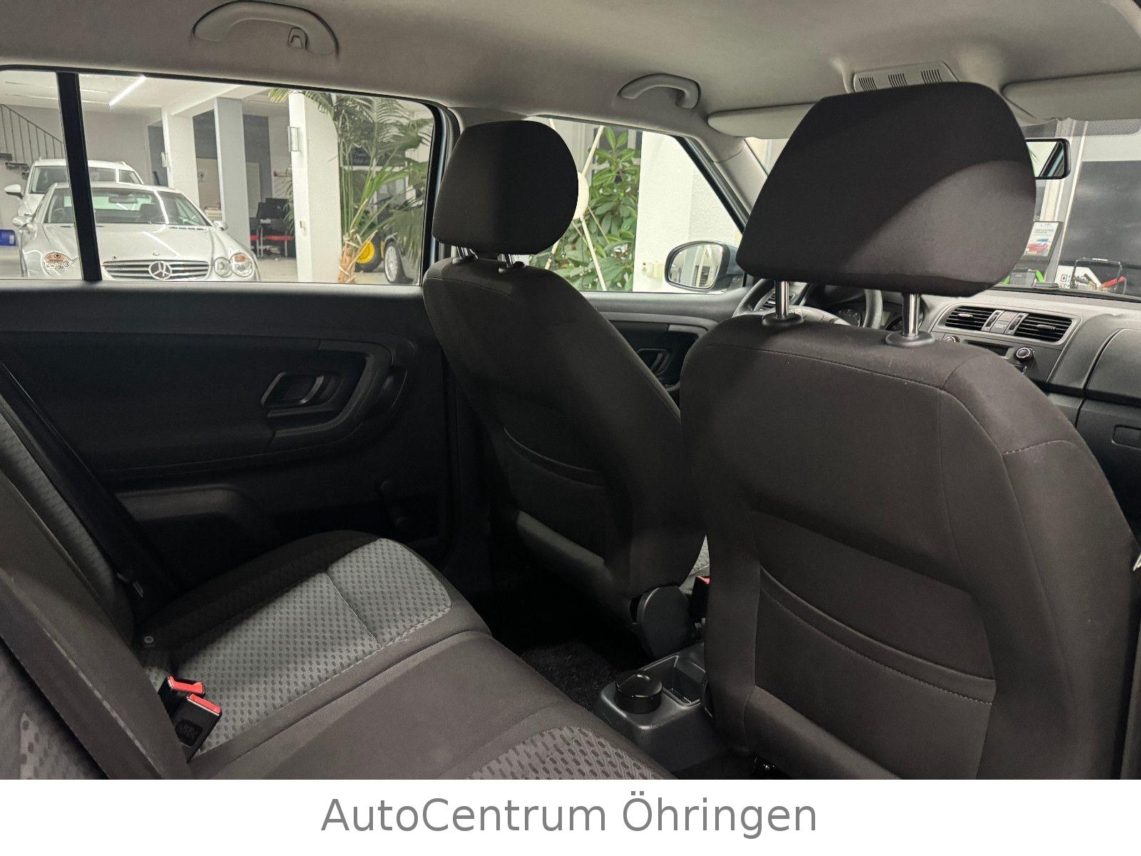 Skoda Fabia 2012 — photo 11