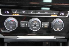 Fahrzeugabbildung Volkswagen Golf VII Variant Cup BMT*Navi*Winterpaket*PDC 2x