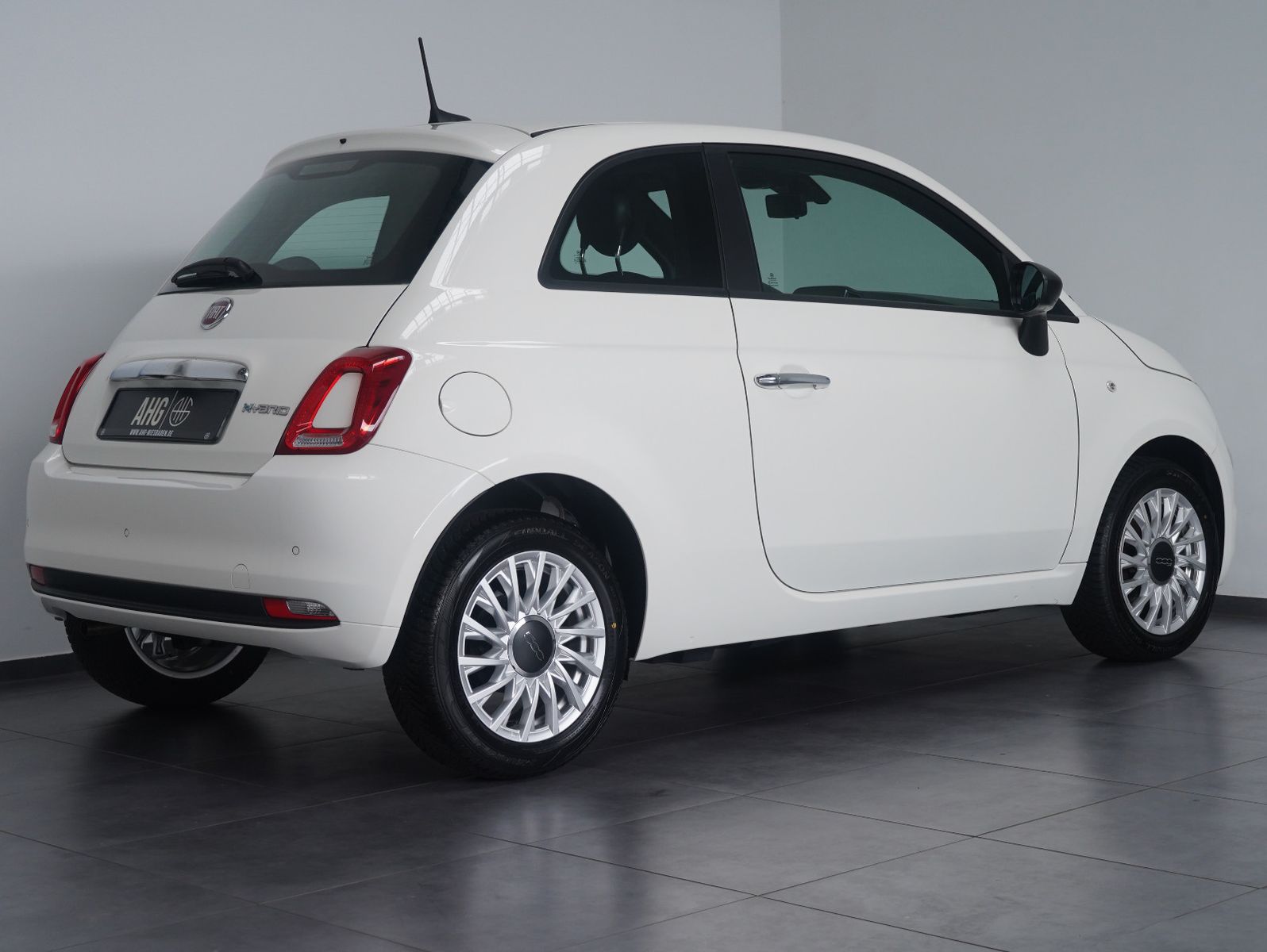 Fahrzeugabbildung Fiat 500 1.0 Mild Hybrid KOMFORT/TECH/NAVI/CARPLAY