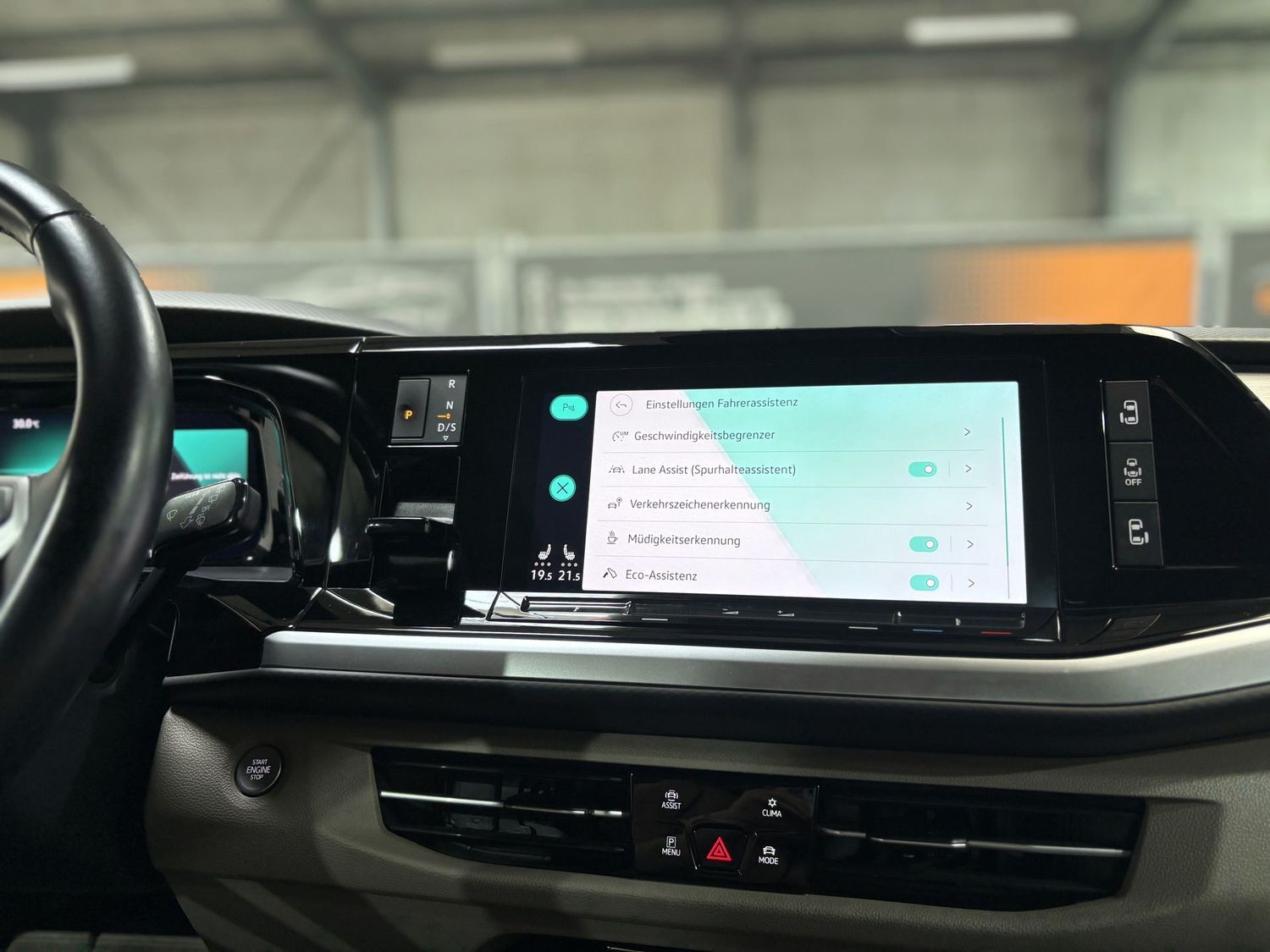 Fahrzeugabbildung Volkswagen T7 Multivan Edition#Virtual#Pano#Matrix#AHK#Kame