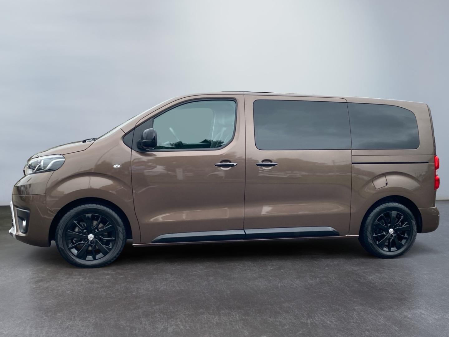 Toyota Proace Verso L1 Executive *Bi-Xenon*PDC*Massage*