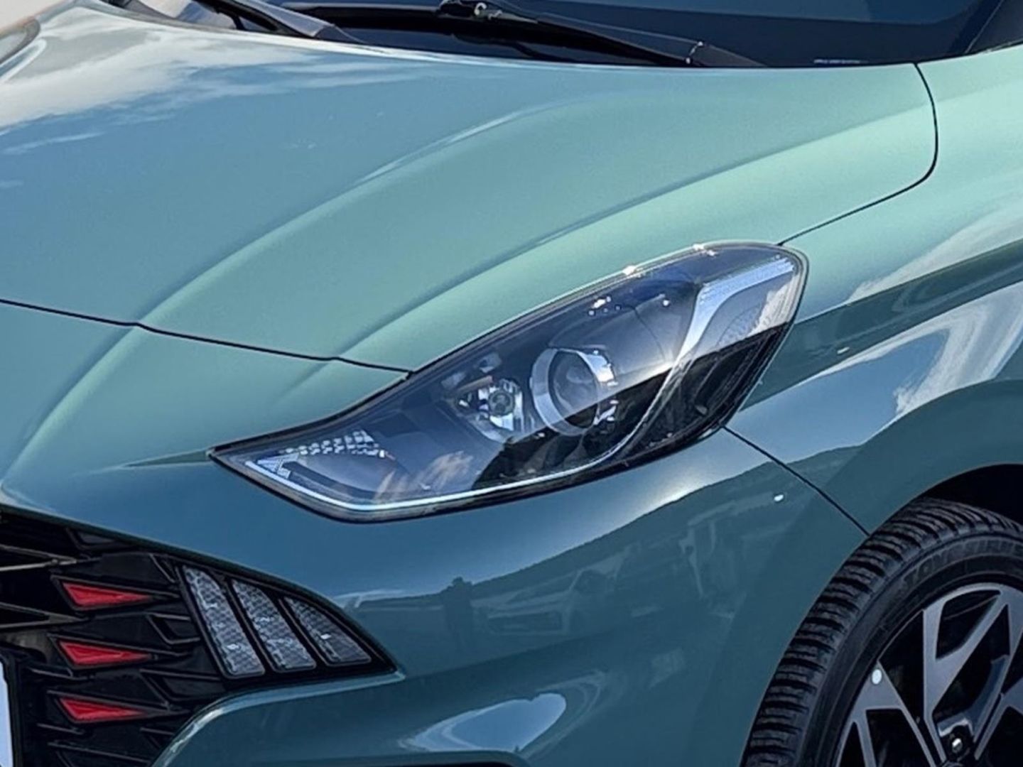 Fahrzeugabbildung Hyundai i10 1.0 T N-Line Navigation Allwetter Sitzheizun