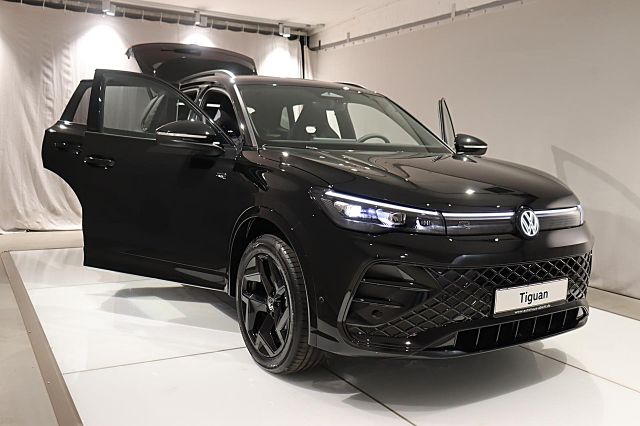 Tiguan R-Line 1.5l eHybrid DSG AHK BlackStyle An