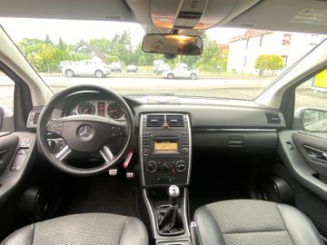 Bild 9 Mercedes-Benz B 180 B -KLASSE B 180 SITZHEIZUNG SPORT-PAKET