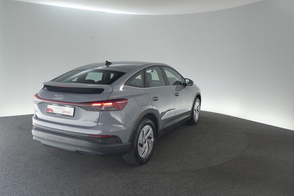 Audi Q4 Sportback 40 e-tron LED ACC Kamera AHK GRA imagem 2