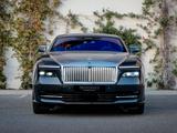 Rolls-Royce Spectre - - graue Rolls-Royce Spectre