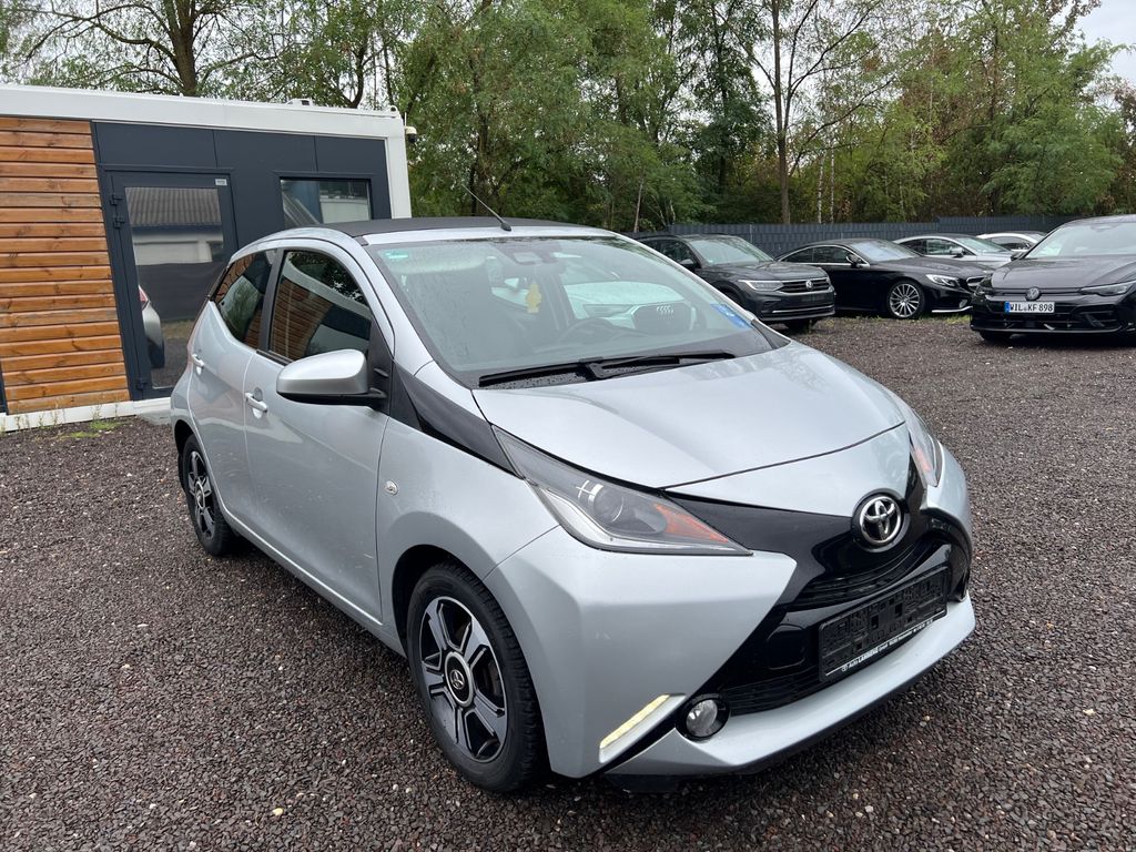 Image of Toyota Aygo (X)
