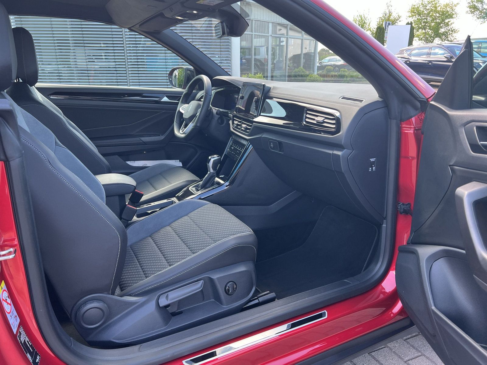 Volkswagen T-Roc - Bild 15