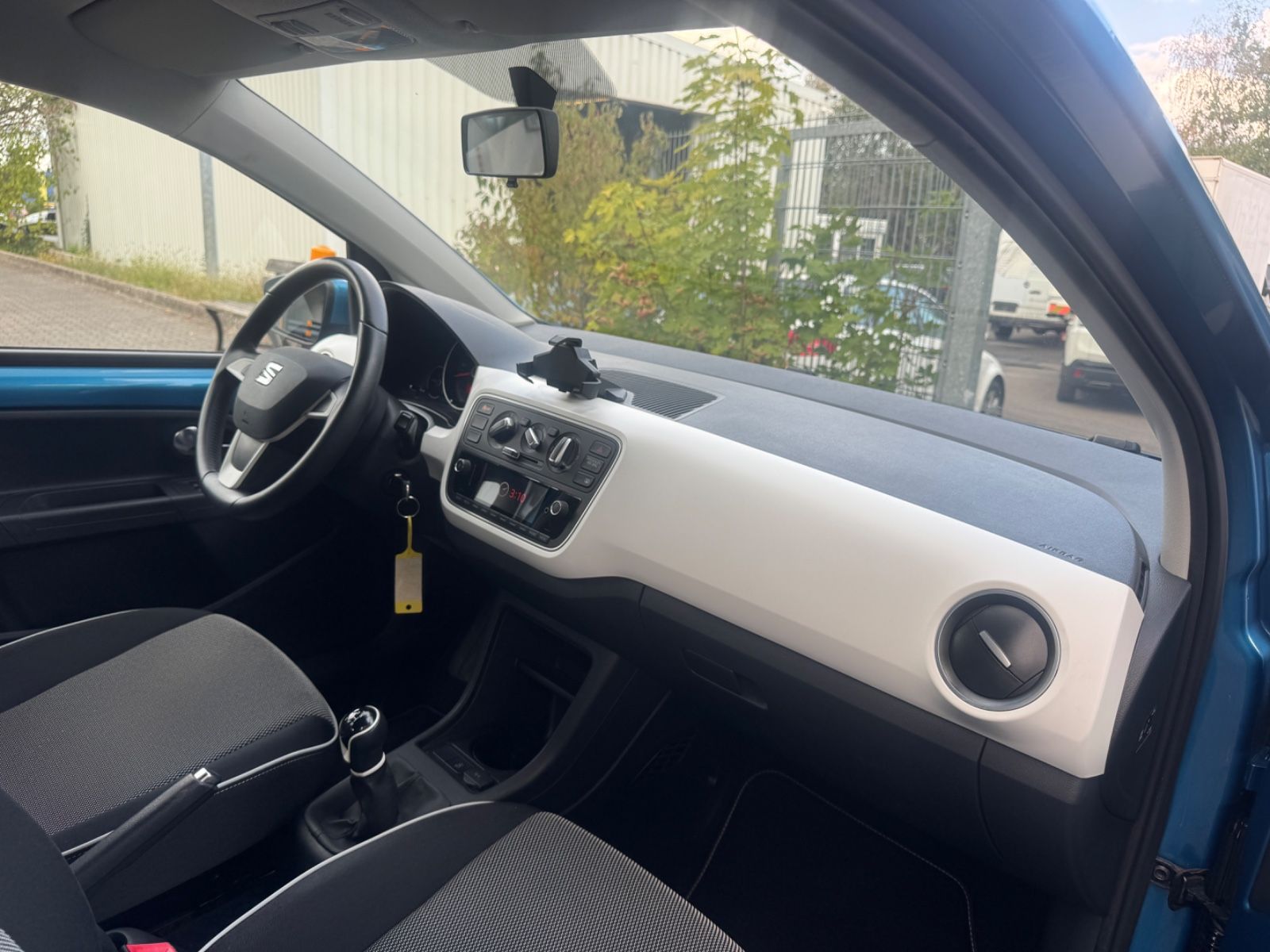 Fahrzeugabbildung SEAT Mii Chic Klima+Bluetooth