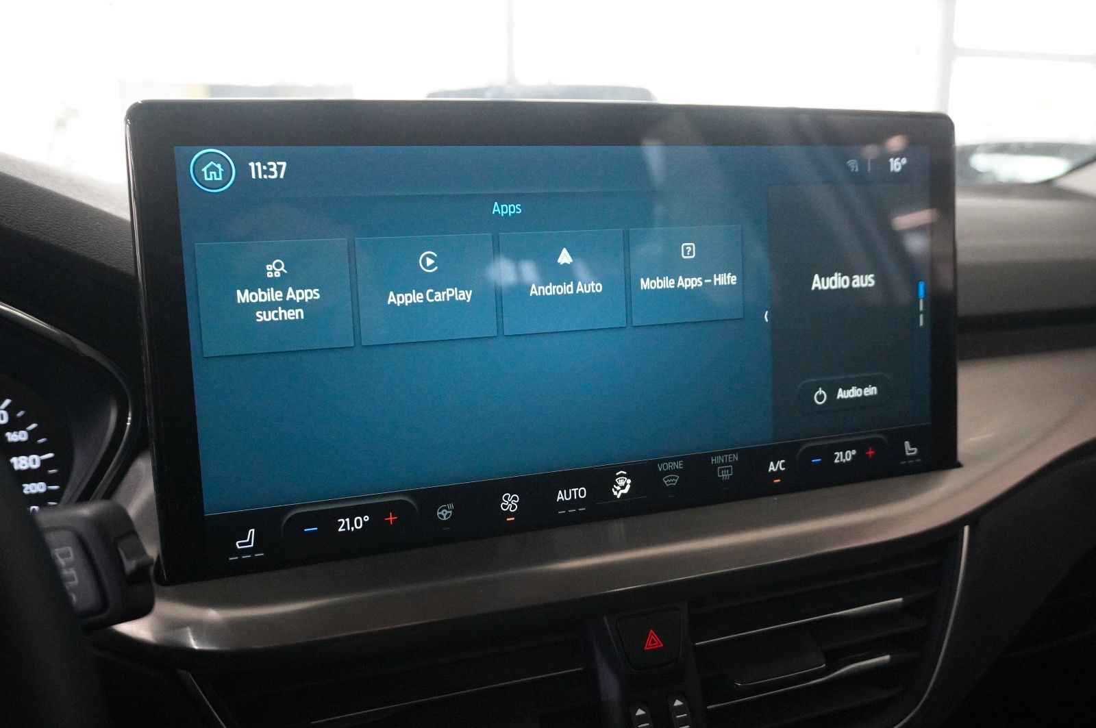 Fahrzeugabbildung Ford Focus Turnier 1.5D TITANIUM NAVI/LED/KAMERA/DAB+