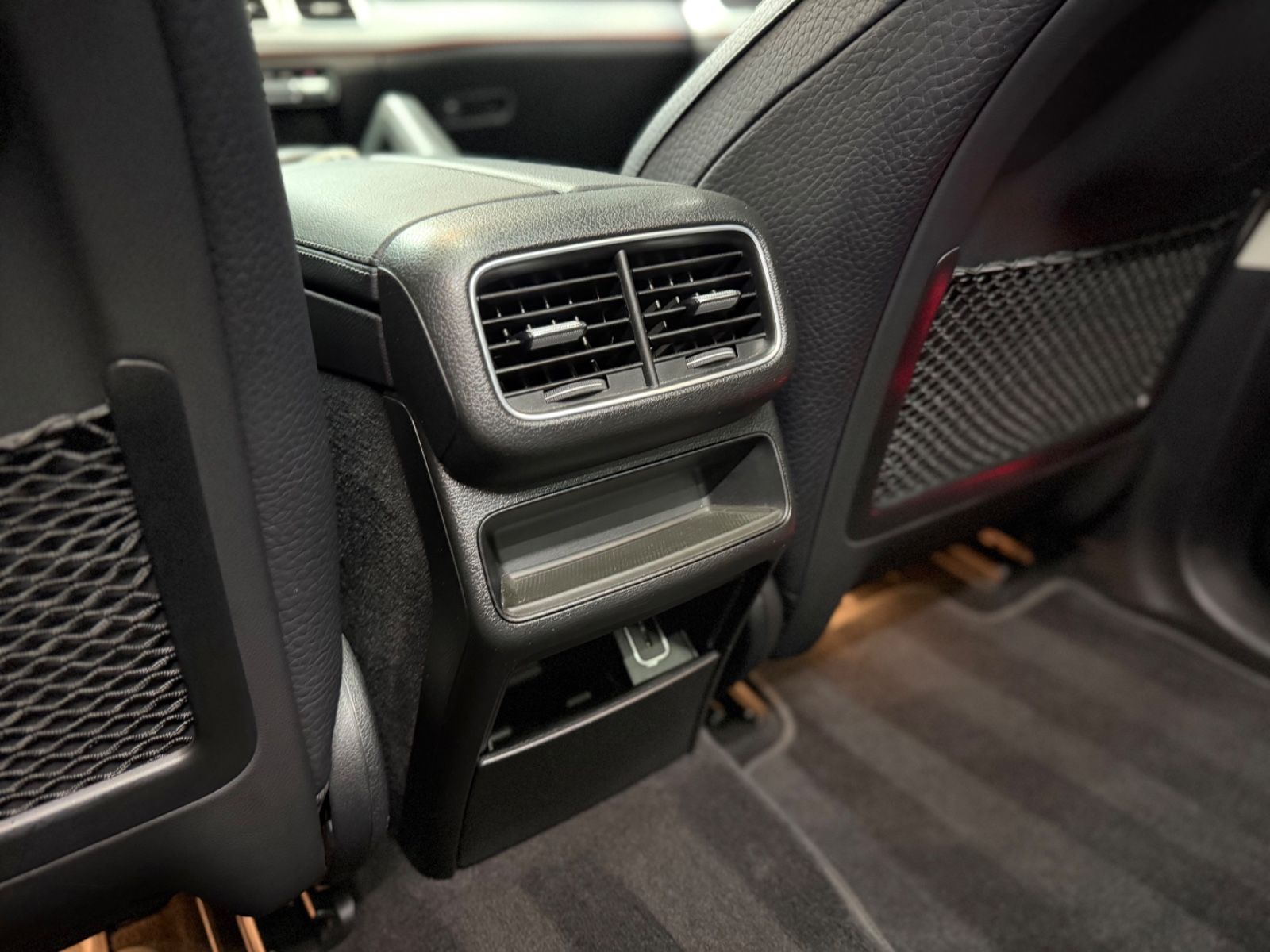 Fahrzeugabbildung Mercedes-Benz GLE 350 d 4Matic |AMG-LINE|AHK|PANO