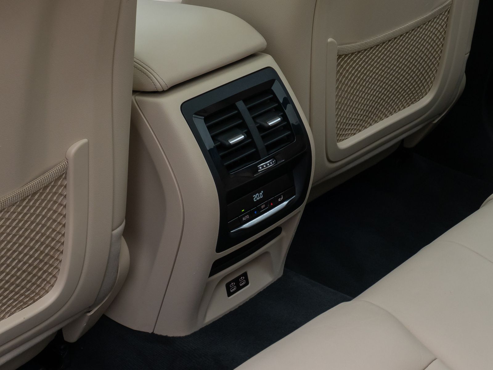 Fahrzeugabbildung BMW iX3 Impressive 360° ACC H/K Komfort DAB AHK 20"