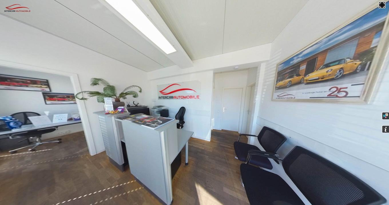 showroom-image-top