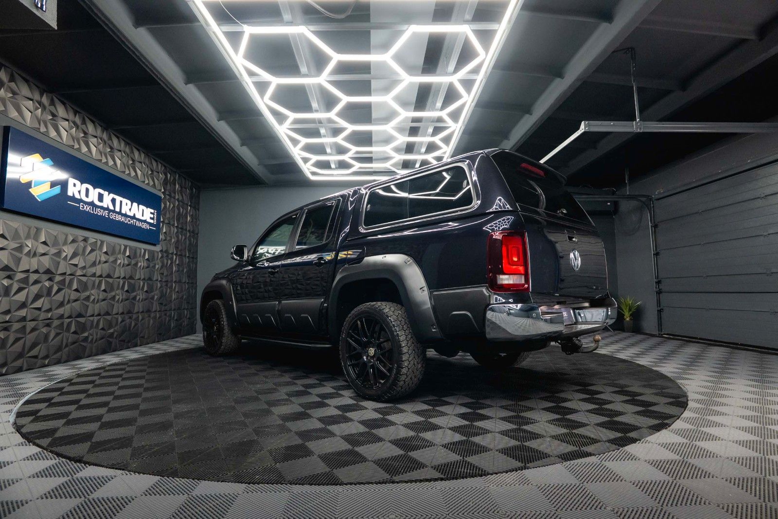 Fahrzeugabbildung Volkswagen Amarok V6 Highline 4Motion BLACK OFFROAD Edition