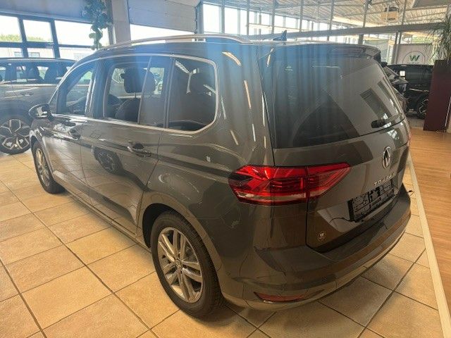 Fahrzeugabbildung Volkswagen Touran Comfortline BMT/Start-Stopp LED 7 Sitzer