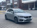 Fiat Tipo Lounge 1.6L SHZ/NAVI/LED/AHK/RFK - Fiat Tipo in Duisburg