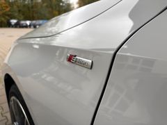 Fahrzeugabbildung Audi A3 Limousine S line 35 TFSI S-tr. -HUD*Navi+*RFK