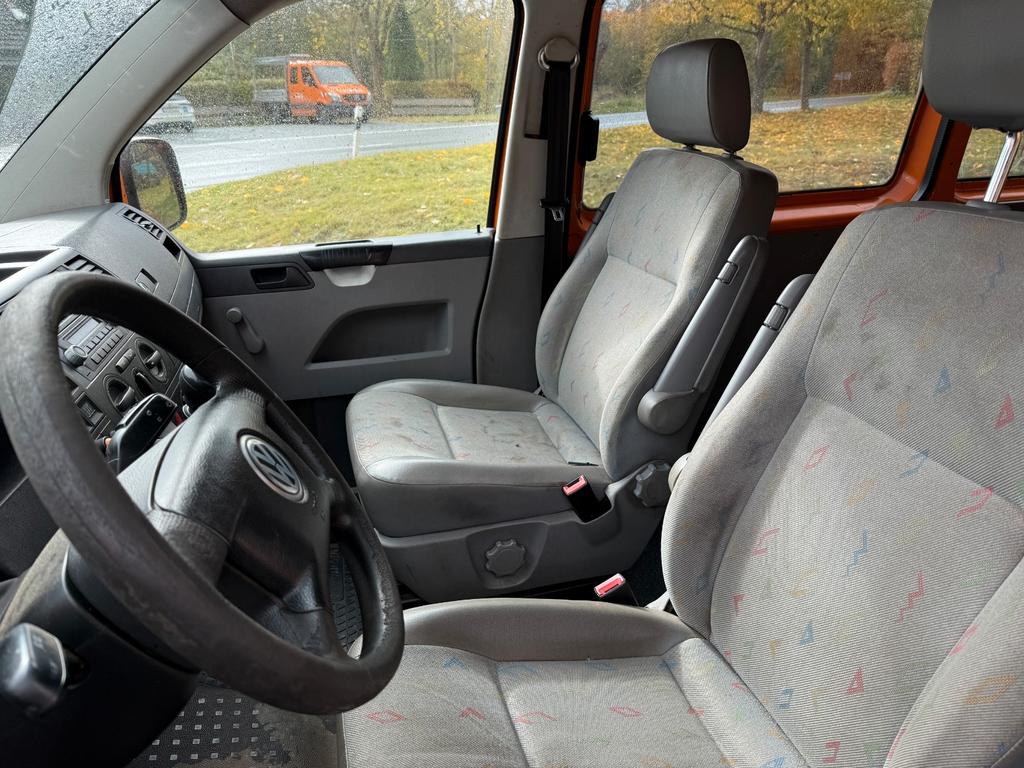 Volkswagen T5 Kombi