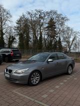 BMW E60 520D ~1.HAND~TÜV28~EURO5~LEDER~TOP... - BMW 520: D E60
