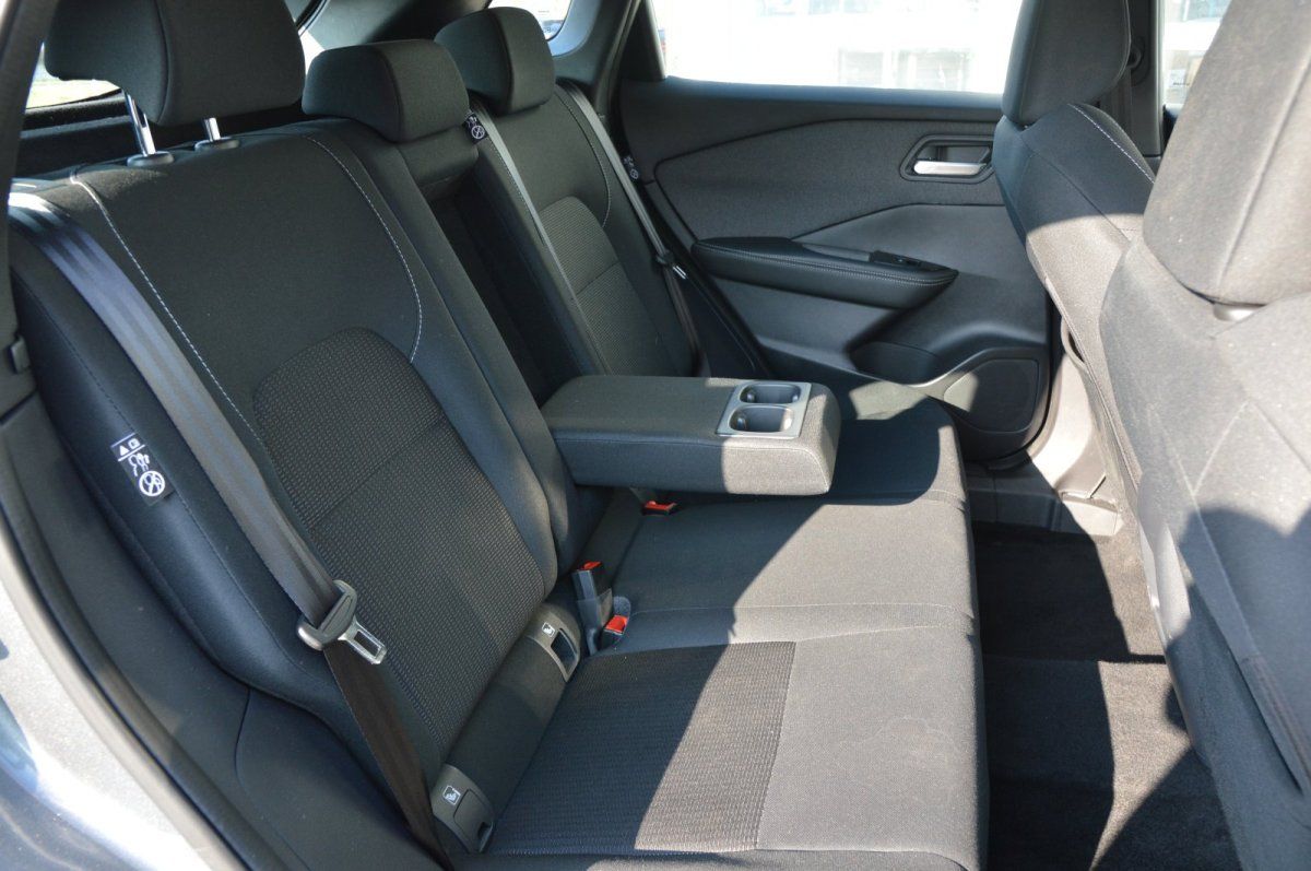 Fahrzeugabbildung Nissan Qashqai LED 360 Grad Winterpaket  Acenta