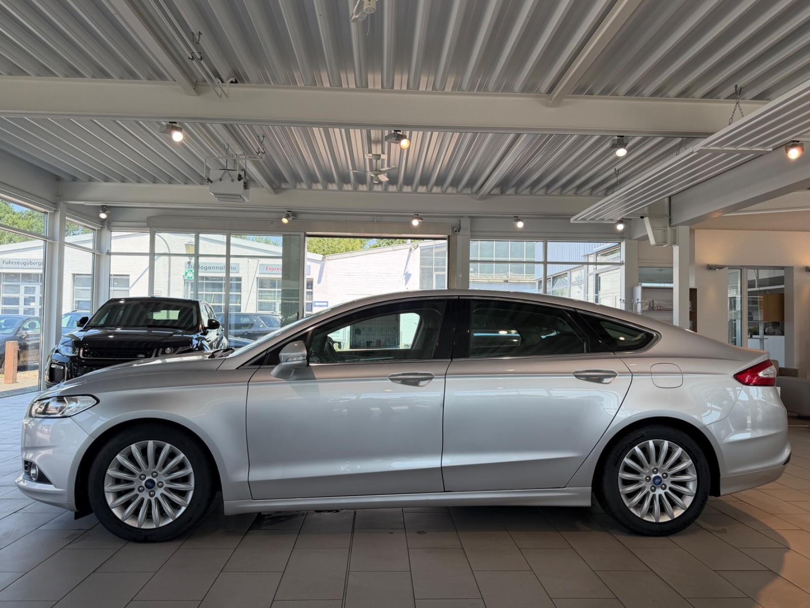 Ford Mondeo Lim. Titanium*NAVI*TOUCH*AHK*PDC*APPLE.C*