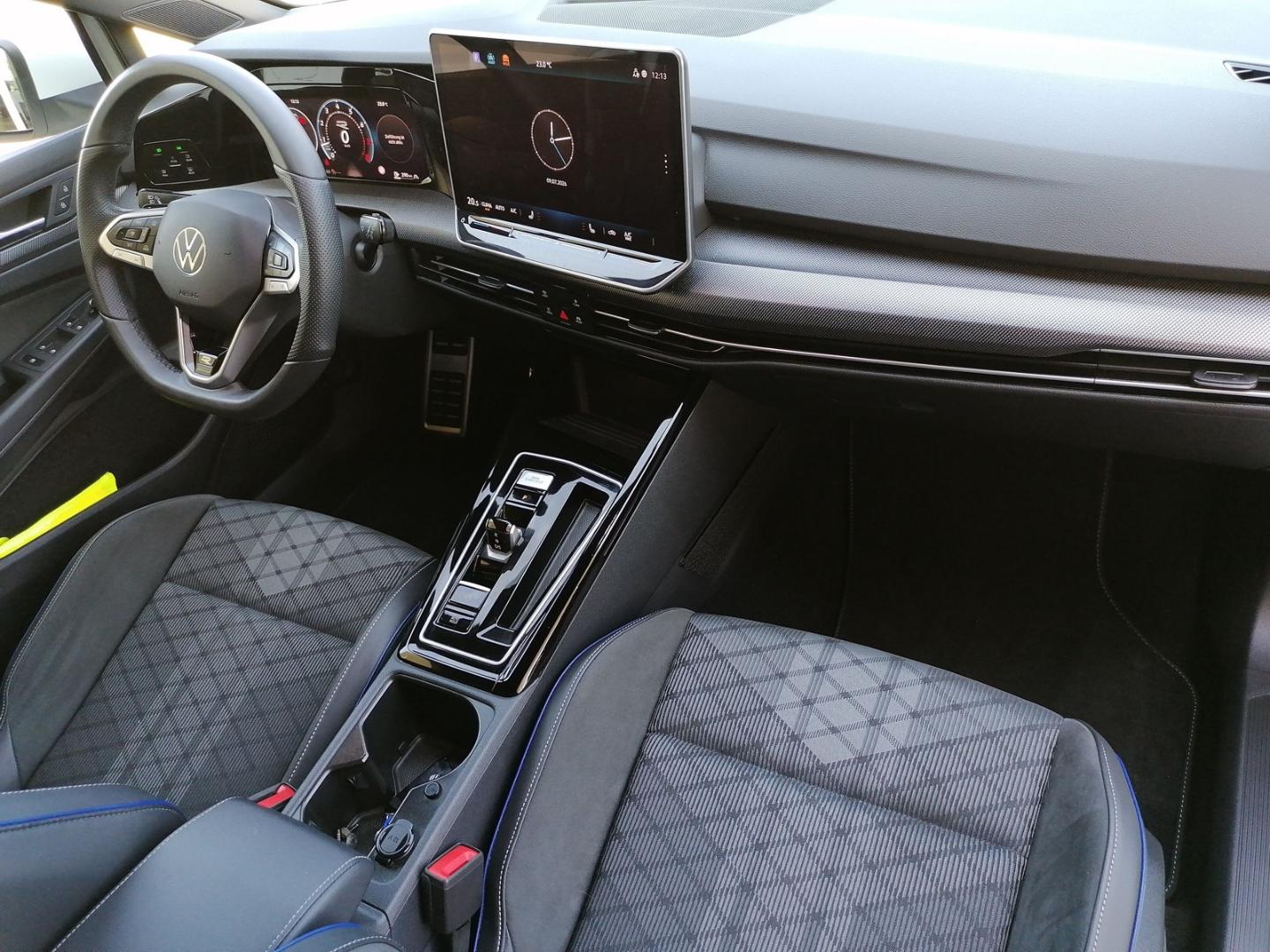 Volkswagen Golf Variant VIII R-Line LED LenkrHzg Kamera Car, миниатюра 7