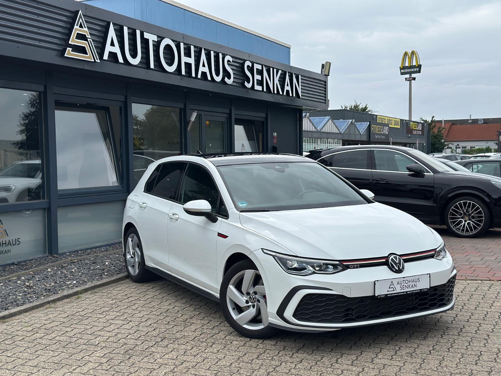 Volkswagen Golf VIII 2.0 TSI Lim. GTI *STANDH*PANO*RCAM*